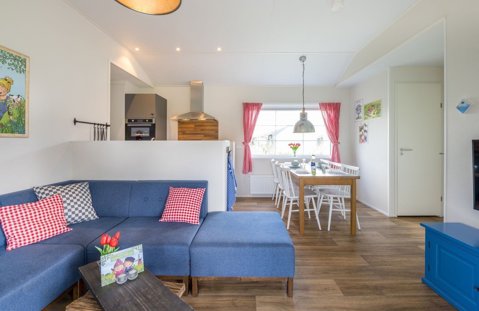 Fien en teun boerderijtje 6 personen leefruimte