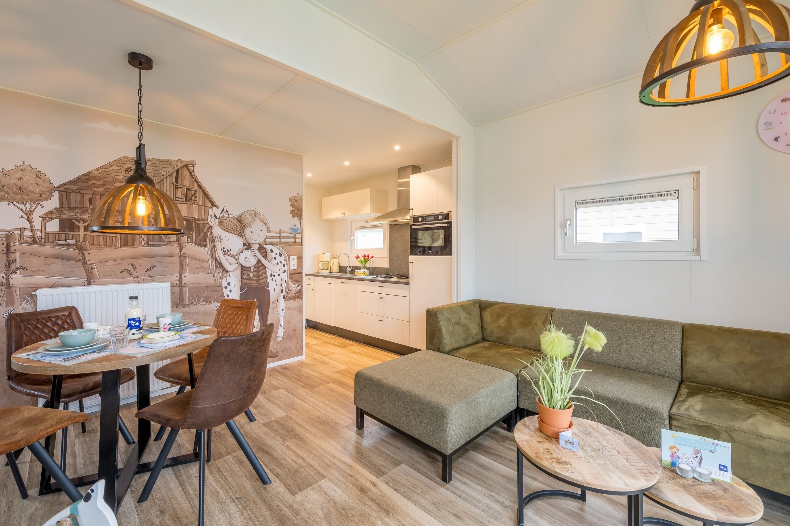 Stip the Pony Logde (4 persons)