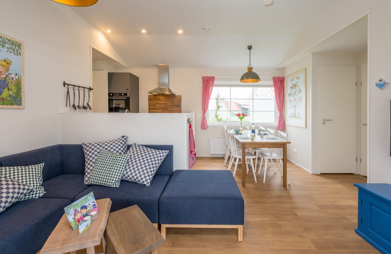 Woonkamer fien en teun familie resort molenwaard