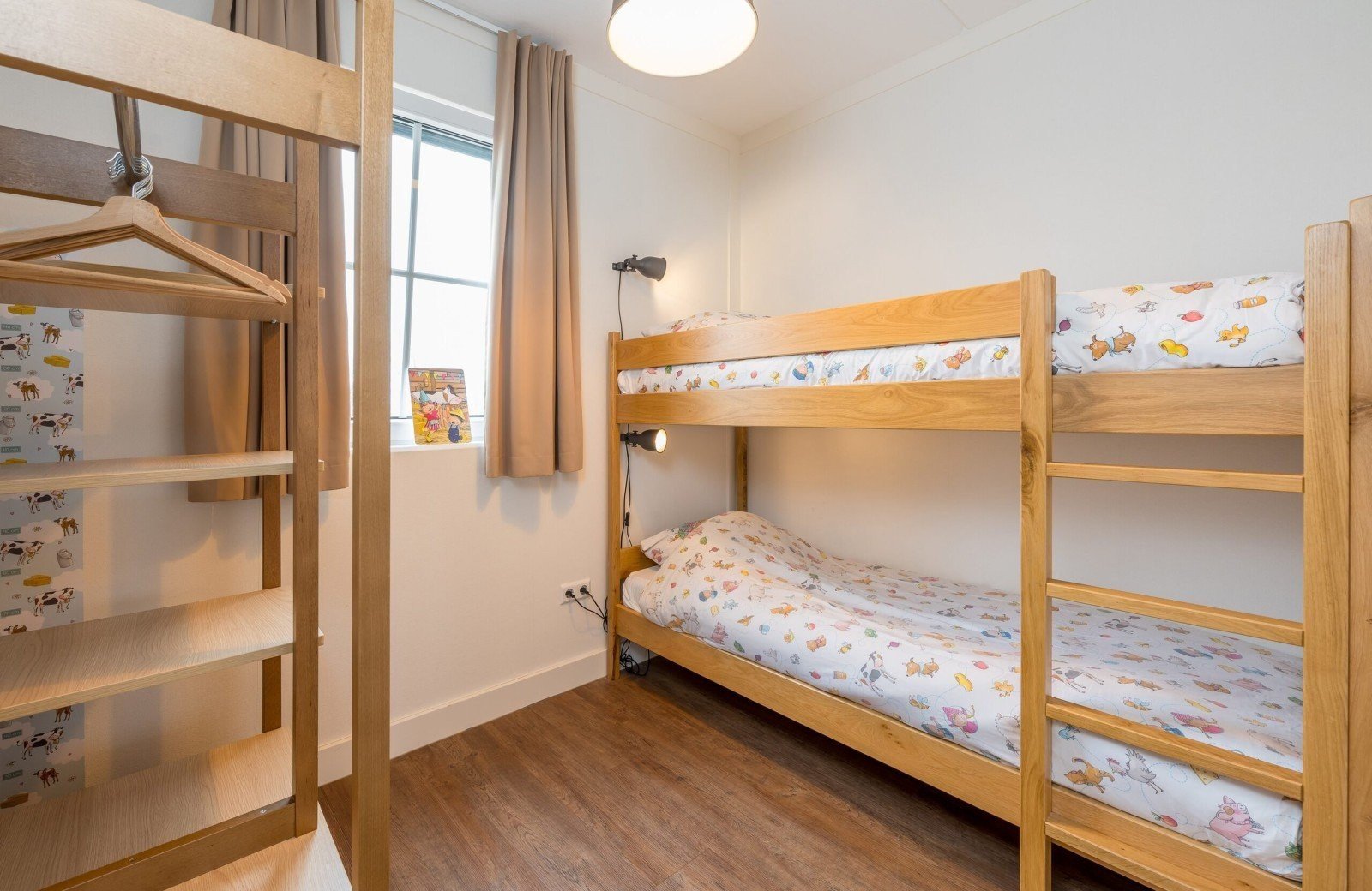 Groepsaccommodatie slaapkamer bij Familie Resort Molenwaard