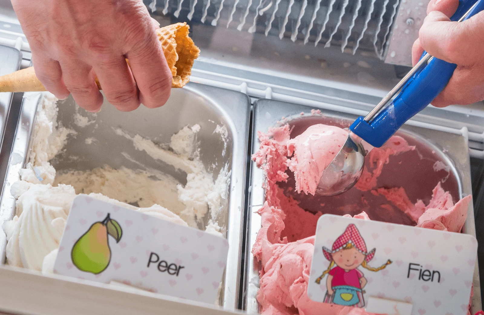 ijs scheppen ijskuipje