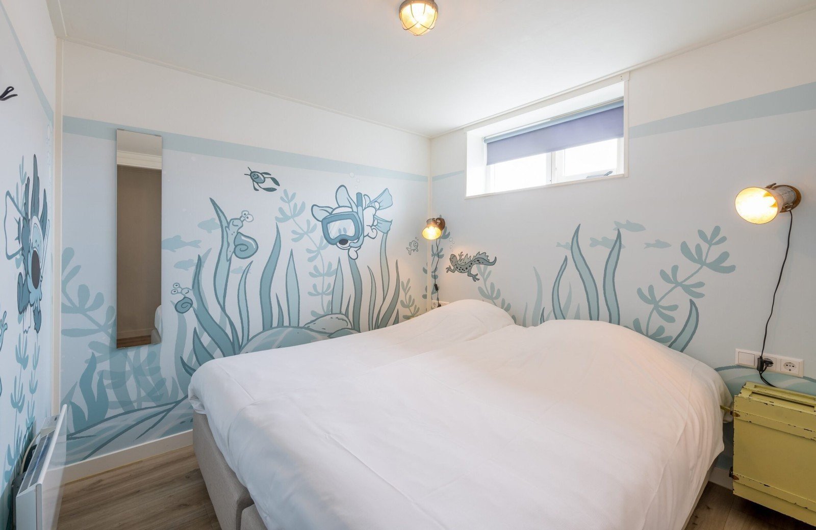 Slaapkamer in het thema Woezel en Pip bij Familie Resort Molenwaard