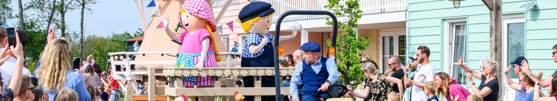 Parade bij familie resort molenwaard