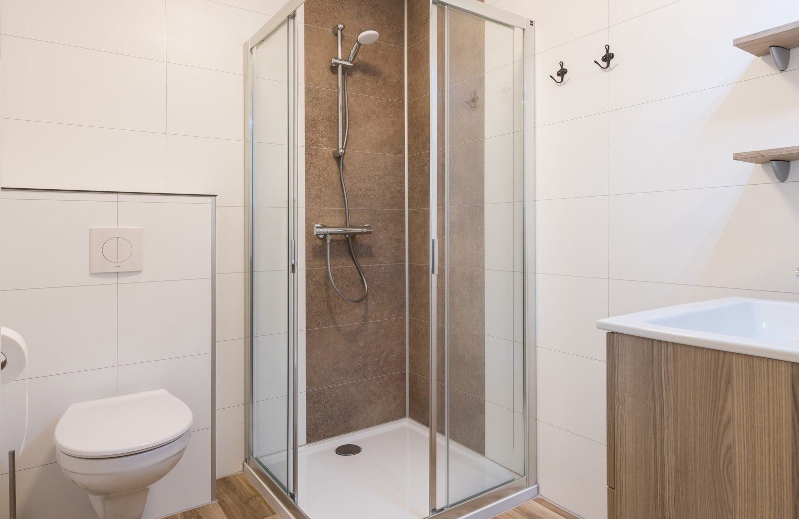 Badkamer in accommodatie bij Familie Resort Molenwaard